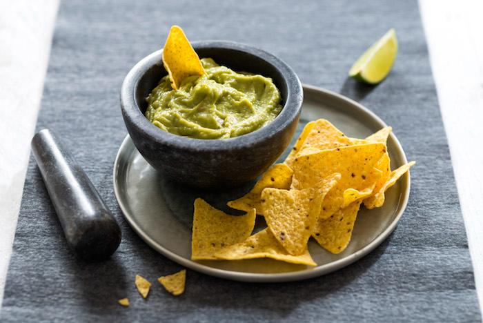 Guacamole acidulé aux arômes de citron vert et agrumes Guacamole acidulé aux arômes de citron vert et agrumes